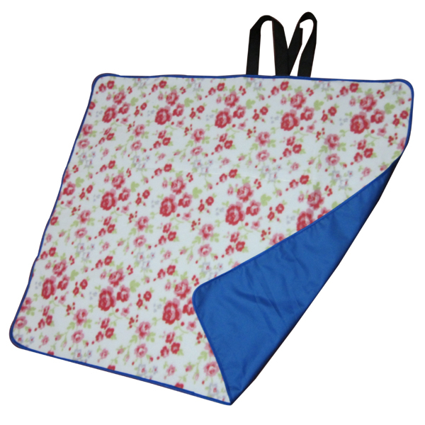 Kids backpack picnic blanket